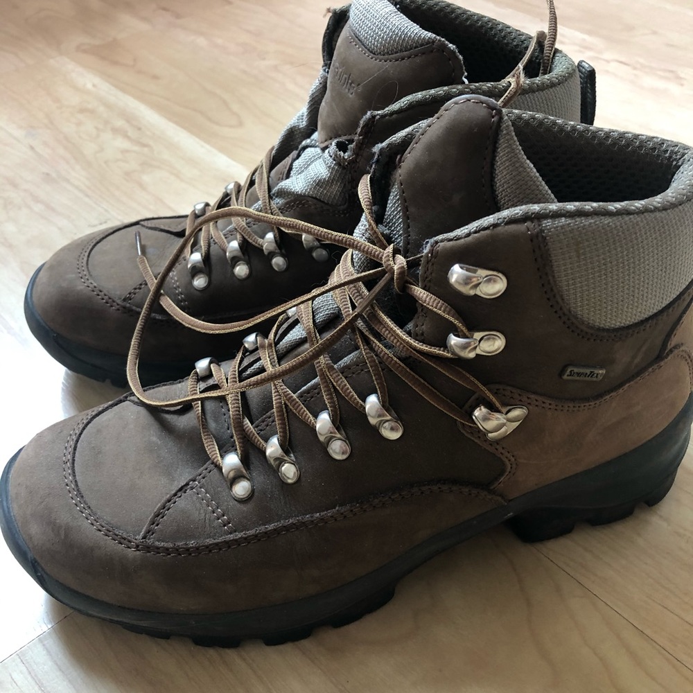 Women’s Birkenstock footprints boots size 8.5